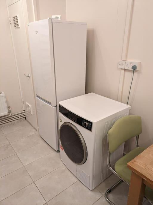 Flat, Apartment In Haggerston N1, Central London Exteriör bild